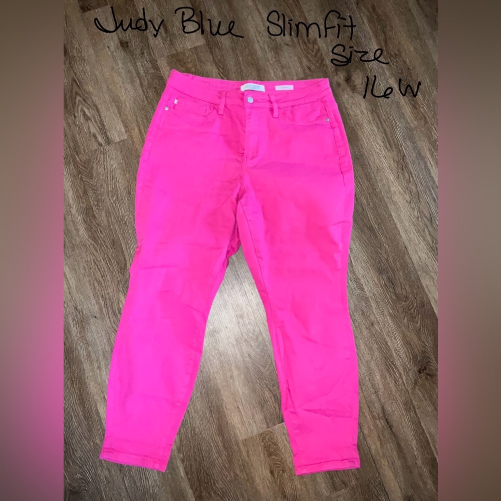Like new Judy Blue Pink Slim fit jeans size 16w
